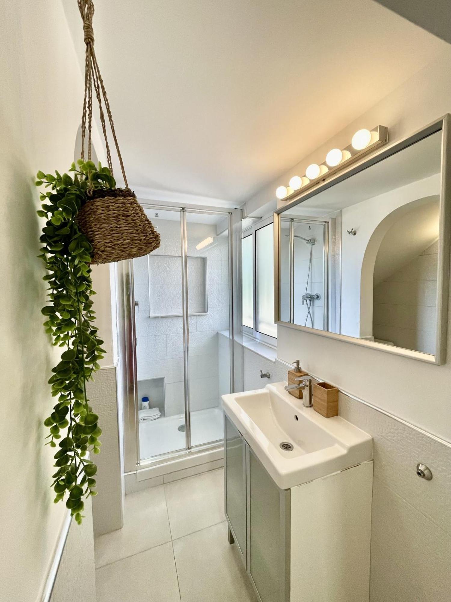 Casa Independientegardenviews2 Bedrooms Barcelona Ngoại thất bức ảnh