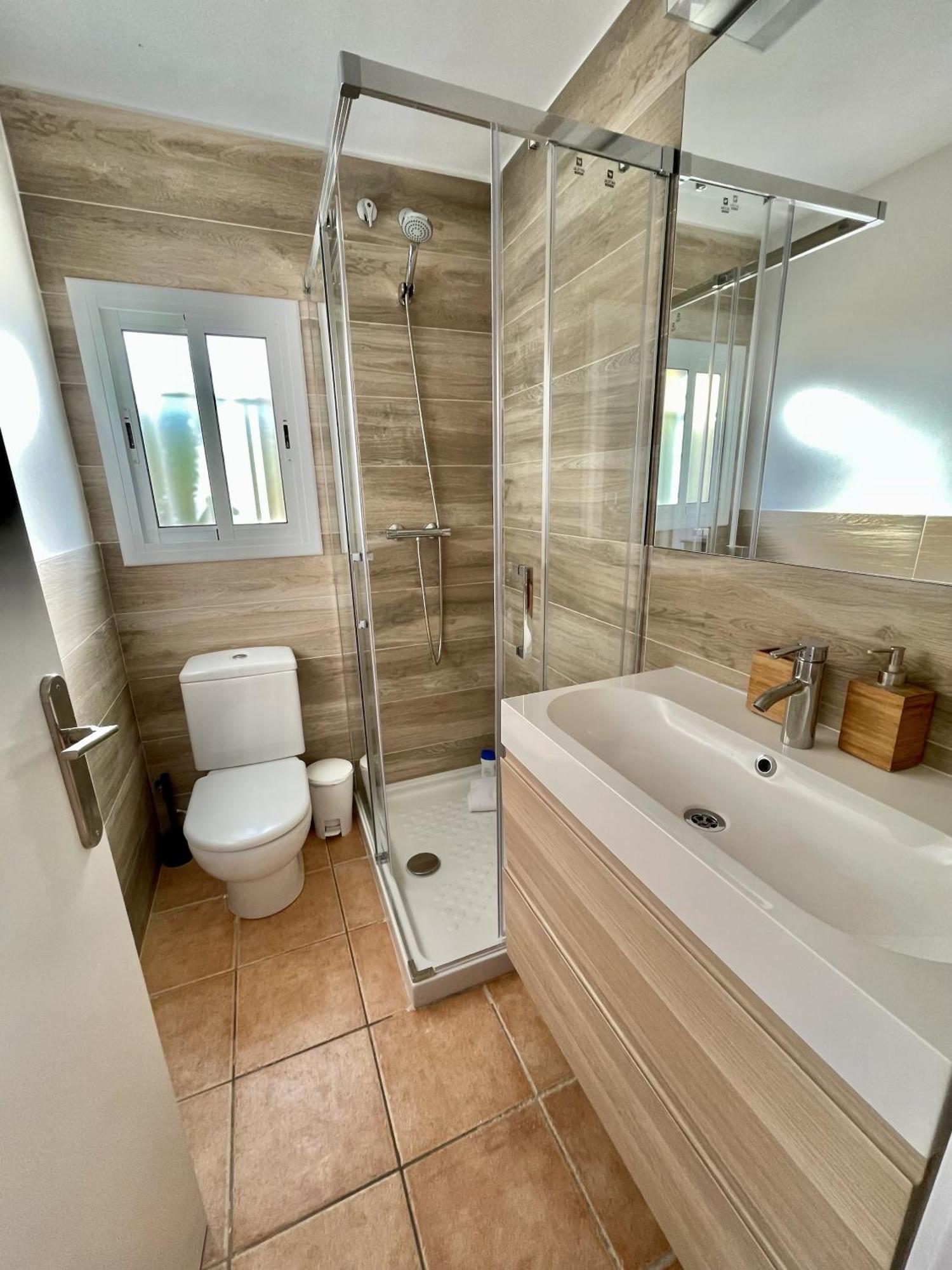 Casa Independientegardenviews2 Bedrooms Barcelona Ngoại thất bức ảnh